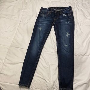 American Eagle Distressed Dark Wash Jegging